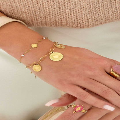 Armband Lucky | goldenes Armband mit Kleeblatt und Perlen - MyMommyTools