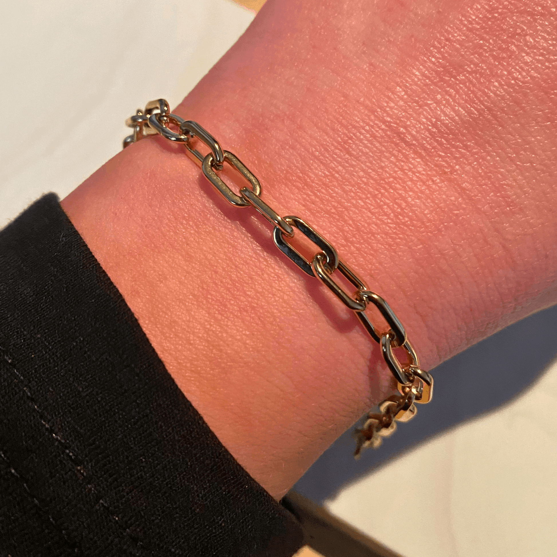 Armband Chains |  vergoldetes Armband mit auffälligem Verschluss