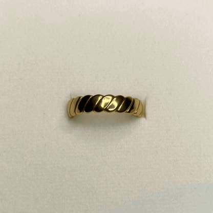 vergoldeter ring mit rillen, verstellbar